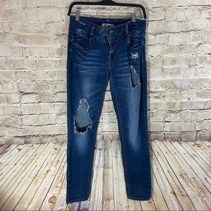 Refuge factory distressed skinny pants size 6